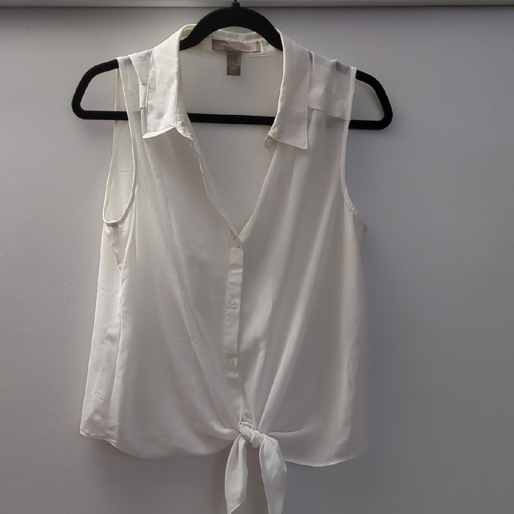 White Sleeveless Tie front Blouse